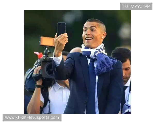 C罗被传将出任品牌大使，时尚界又多一巨星合作